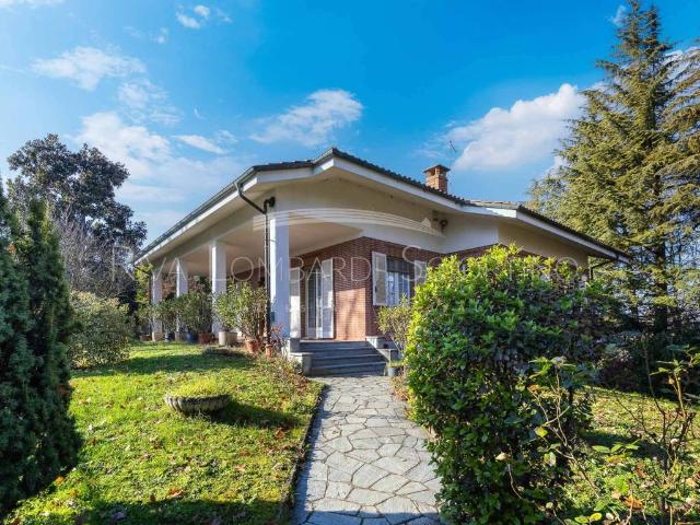 Villa Indipendente in vendita a Piemonte, Asti