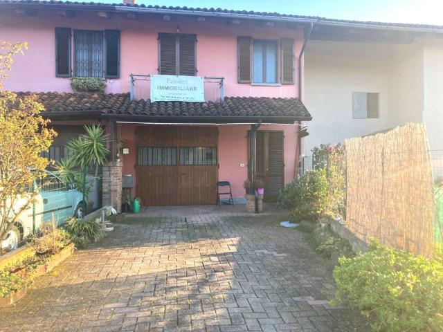 Villa Indipendente in vendita a Piemonte, Asti