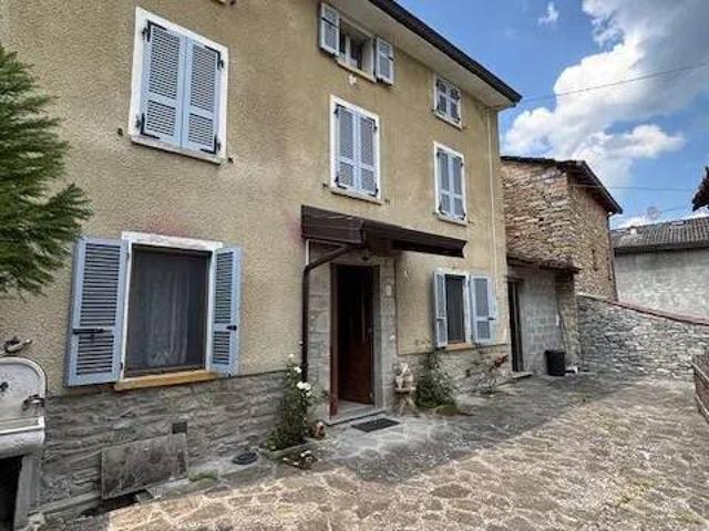 Villa Indipendente in vendita a Proverasso, Ferriere