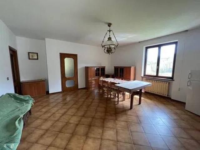 Villa Indipendente in vendita a Ferriere, Piacenza