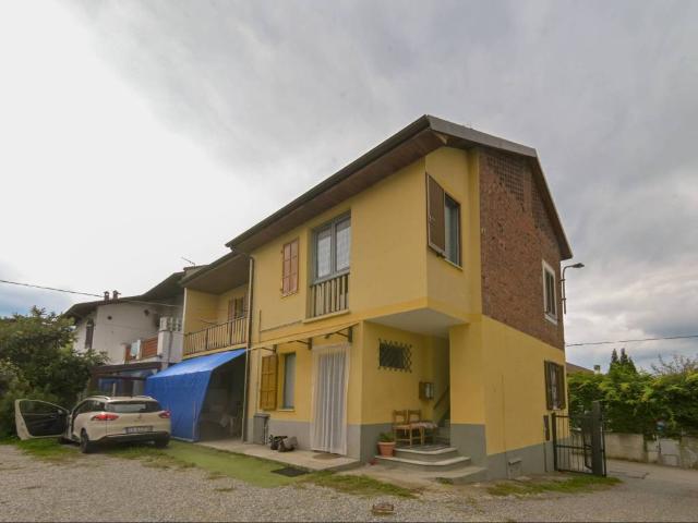 Villa Indipendente in vendita a Unione Montana di Comuni delle Valli di Lanzo, Ceronda e Casternone, Piemonte