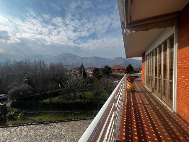 Villa Indipendente in vendita a Unione Montana di Comuni delle Valli di Lanzo, Ceronda e Casternone, Piemonte