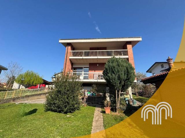 Villa Indipendente in vendita a Unione Montana di Comuni delle Valli di Lanzo, Ceronda e Casternone, Piemonte