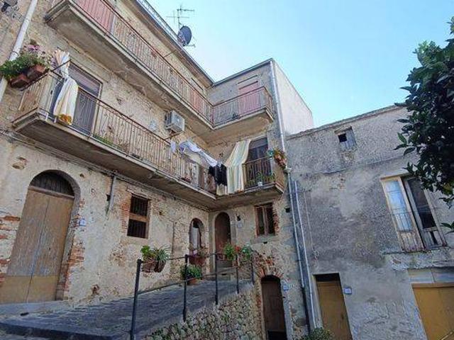 Villa Indipendente in vendita a Ficarra, Sicilia