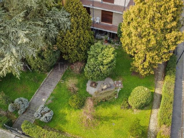 Villa Indipendente in vendita a Fidenza, Reggio Emilia