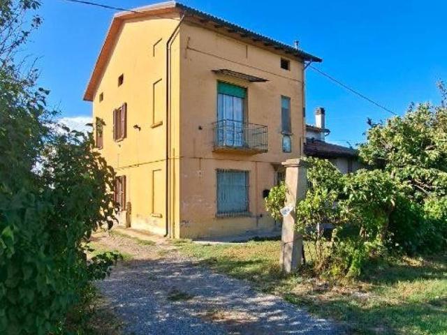 Villa Indipendente in vendita a Fidenza, Reggio Emilia