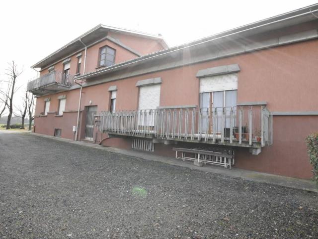 Villa Indipendente in vendita a Fidenza, Reggio Emilia