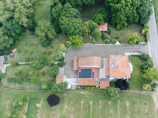 Villa Indipendente in vendita a Fidenza, Reggio Emilia