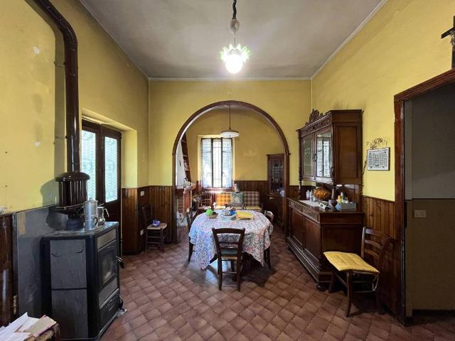Villa Indipendente in vendita a Fidenza, Parma