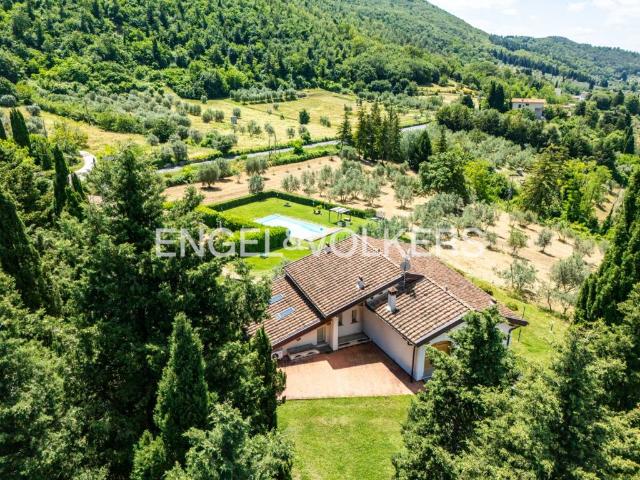 Villa Indipendente in vendita a Fiesole, Toscana