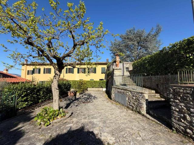 Villa Indipendente in vendita a Fiesole, Toscana