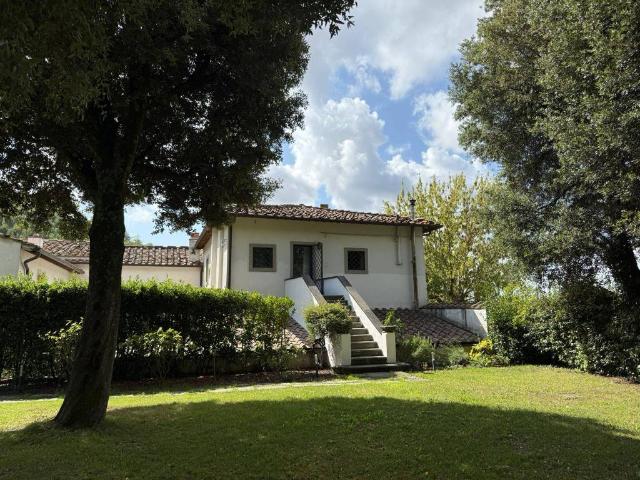 Villa Indipendente in vendita a Fiesole, Toscana