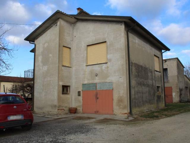 Villa Indipendente in vendita a Fiesso Umbertiano, Veneto