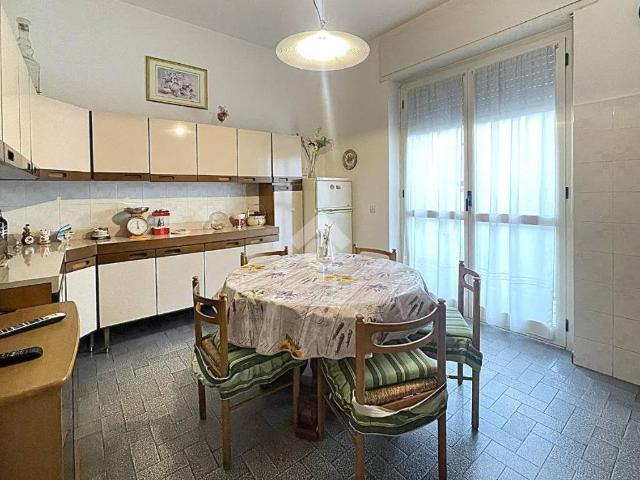 Villa Indipendente in vendita a Figino Serenza, Lombardia
