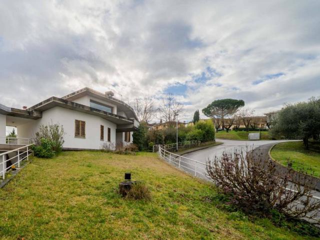 Villa Indipendente in vendita a Figline e Incisa Valdarno, Figline Valdarno