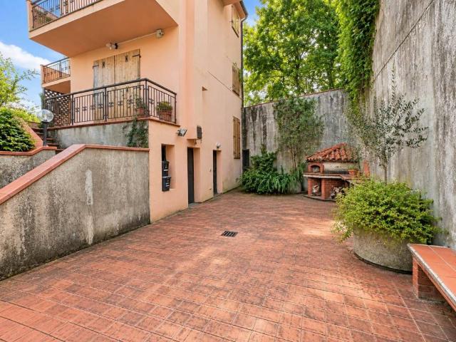 Villa Indipendente in vendita a Aiaccia, Figline Valdarno