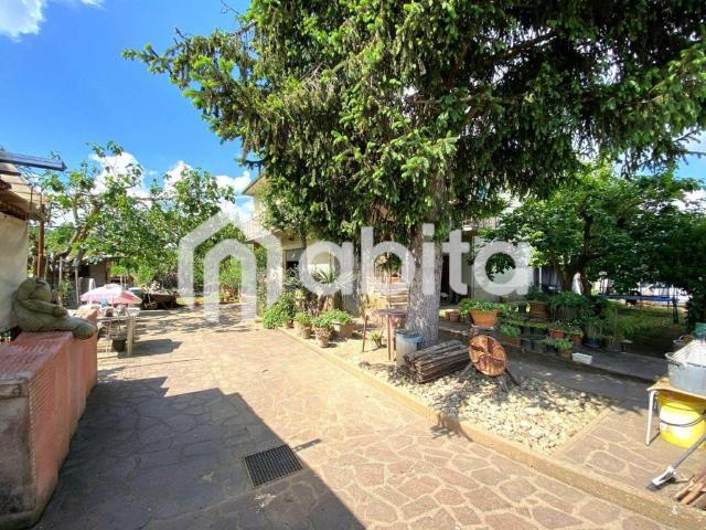 Villa Indipendente in vendita a Figline e Incisa Valdarno, Figline Valdarno
