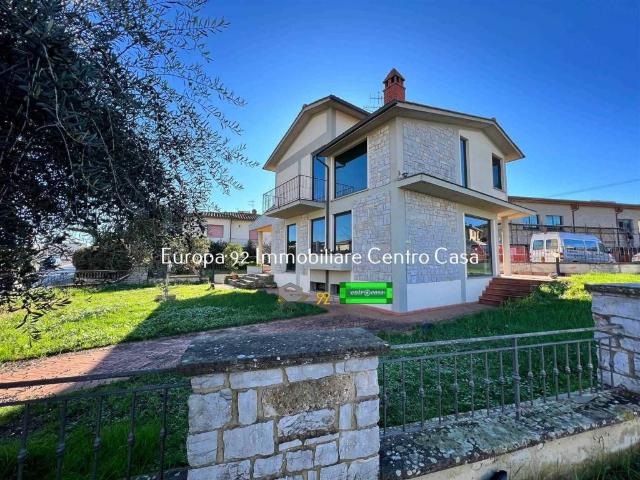 Villa Indipendente in vendita a Figline e Incisa Valdarno, Figline Valdarno