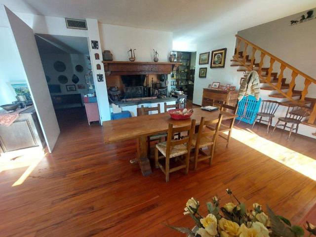 Villa Indipendente in vendita a Figline e Incisa Valdarno, Figline Valdarno