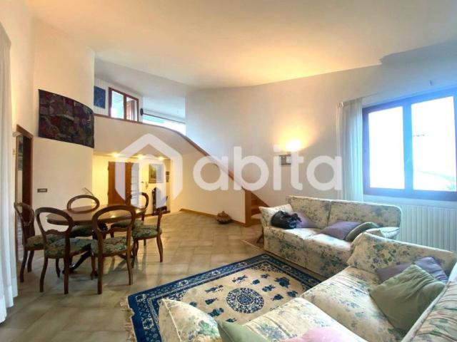 Villa Indipendente in vendita a Figline e Incisa Valdarno, Figline Valdarno