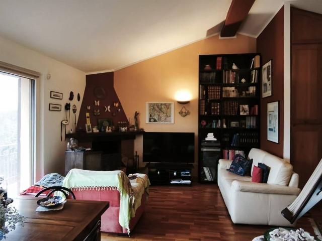 Villa Indipendente in vendita a Figline e Incisa Valdarno, Figline Valdarno