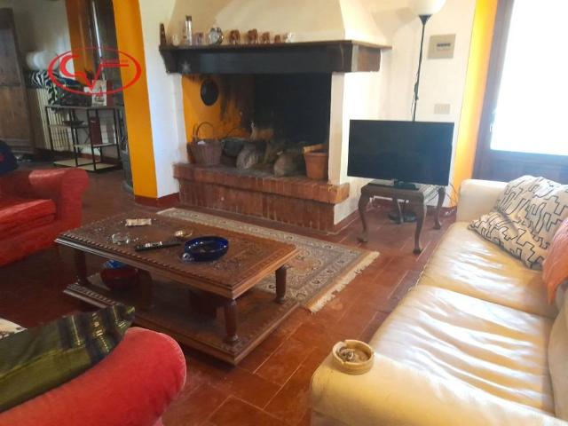 Villa Indipendente in vendita a Figline e Incisa Valdarno, Incisa Val D'arno