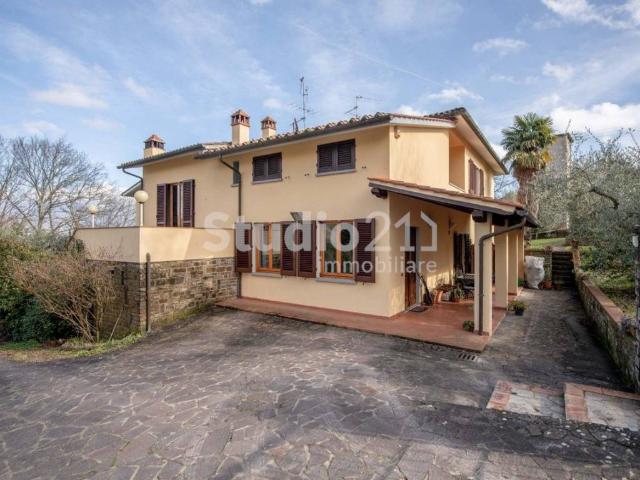 Villa Indipendente in vendita a Figline e Incisa Valdarno, Brollo