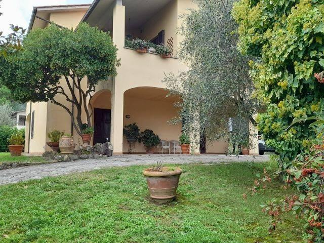 Villa Indipendente in vendita a Figline e Incisa Valdarno, Brollo