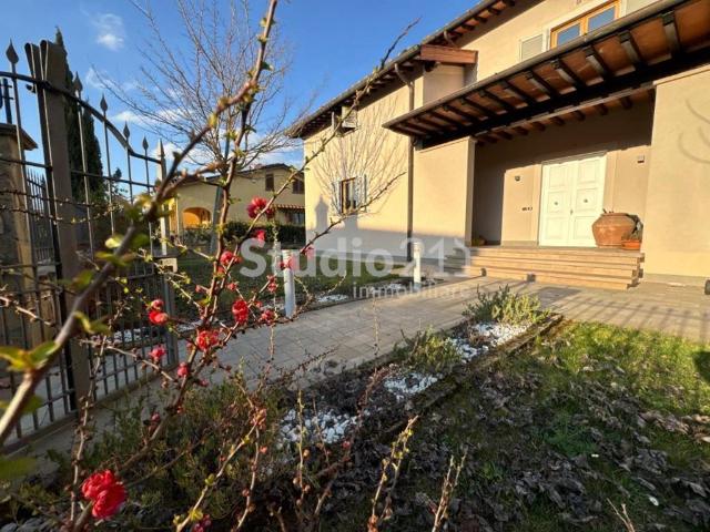 Villa Indipendente in vendita a Figline e Incisa Valdarno, Figline Valdarno