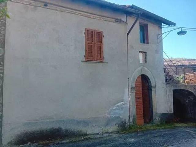 Villa Indipendente in vendita a Unione di comuni Montana Lunigiana, Filattiera