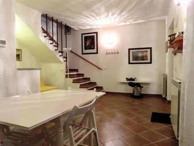 Villa Indipendente in vendita a Unione di comuni Montana Lunigiana, Filattiera