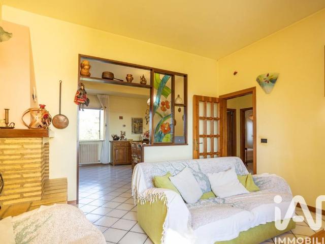 Villa Indipendente in vendita a Filottrano, Ancona