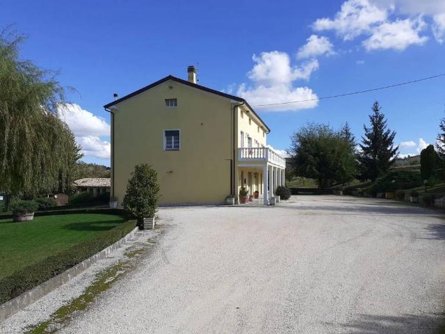Villa Indipendente in vendita a Marche, Ancona