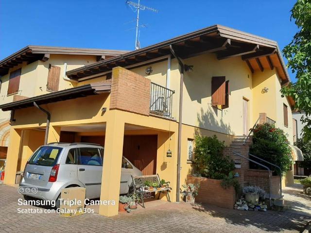 Villa Indipendente in vendita a Unione Comuni Modenesi Area Nord, Finale Emilia