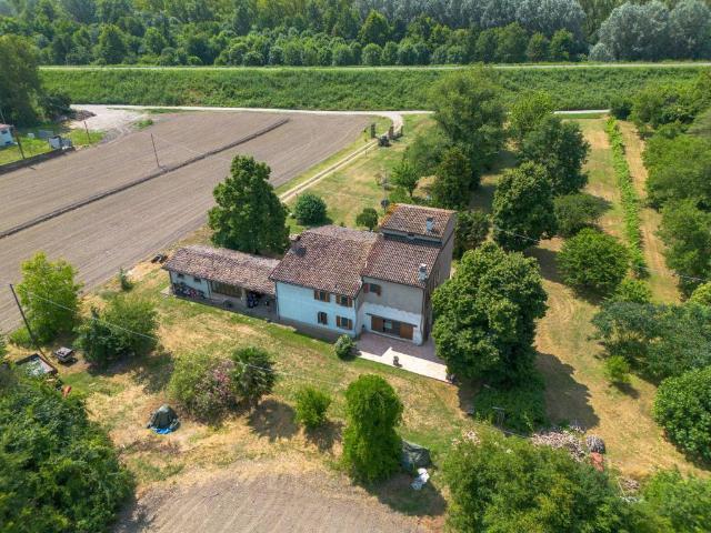 Villa Indipendente in vendita a Unione Comuni Modenesi Area Nord, Finale Emilia