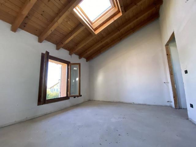 Villa Indipendente in vendita a Unione Alto Ferrarese, Cento