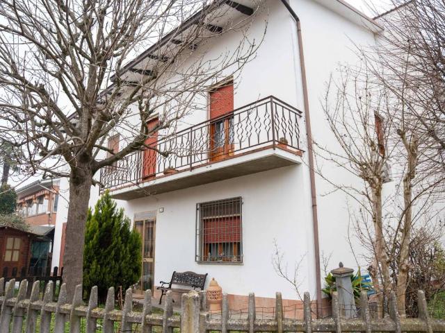 Villa Indipendente in vendita a Unione Comuni Modenesi Area Nord, Finale Emilia