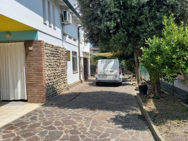 Villa Indipendente in vendita a Unione Comuni Modenesi Area Nord, Finale Emilia