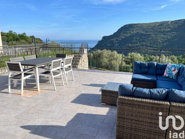 Villa Indipendente in vendita a San Bernardino, Finale Ligure