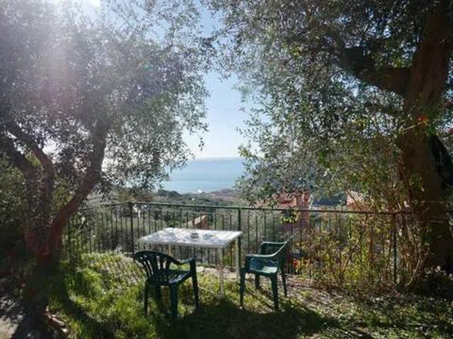 Villa Indipendente in vendita a Calvisio, Finale Ligure
