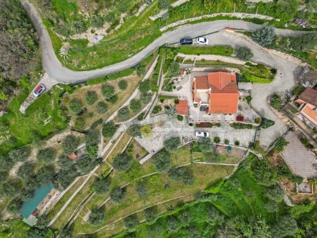 Villa Indipendente in vendita a Olle Superiore, Finale Ligure