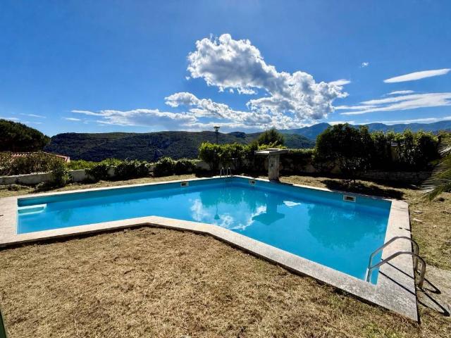 Villa Indipendente in vendita a Calvisio, Finale Ligure