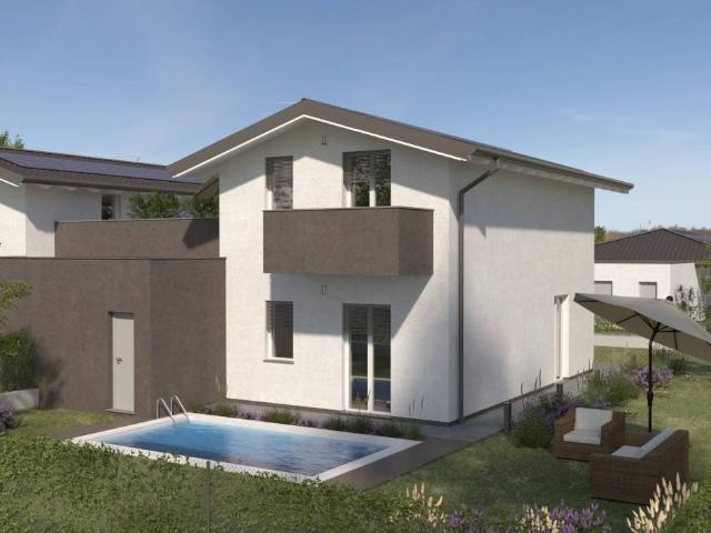 Villa Indipendente in vendita a Fino Mornasco, Como