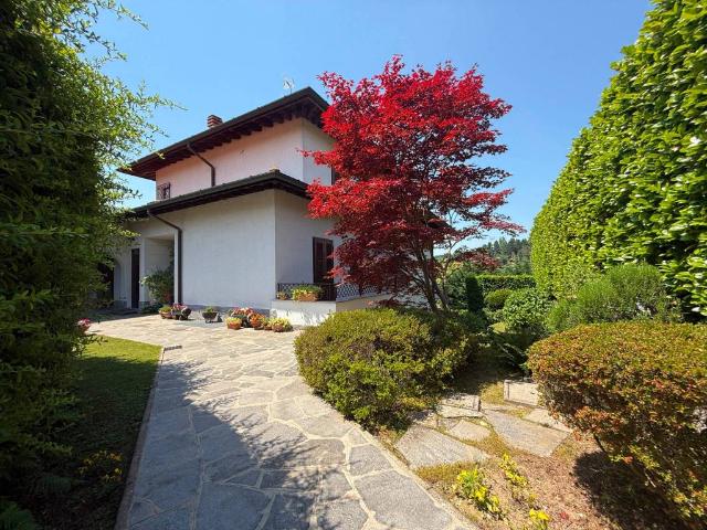 Villa Indipendente in vendita a Socco, Fino Mornasco