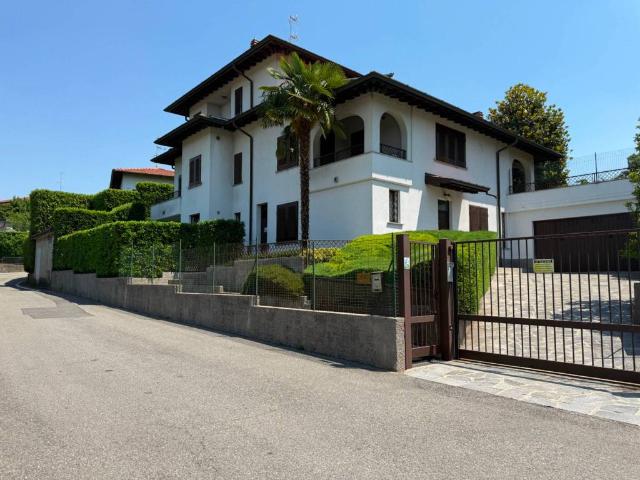 Villa Indipendente in vendita a Socco, Fino Mornasco