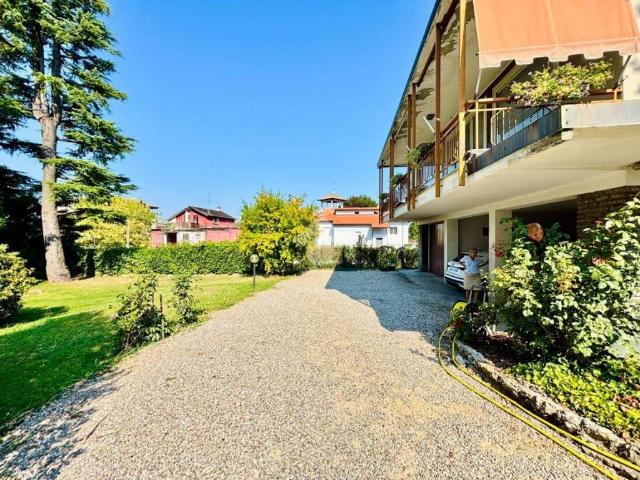 Villa Indipendente in vendita a Fino Mornasco, Como