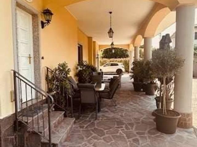 Villa Indipendente in vendita a Socco, Fino Mornasco