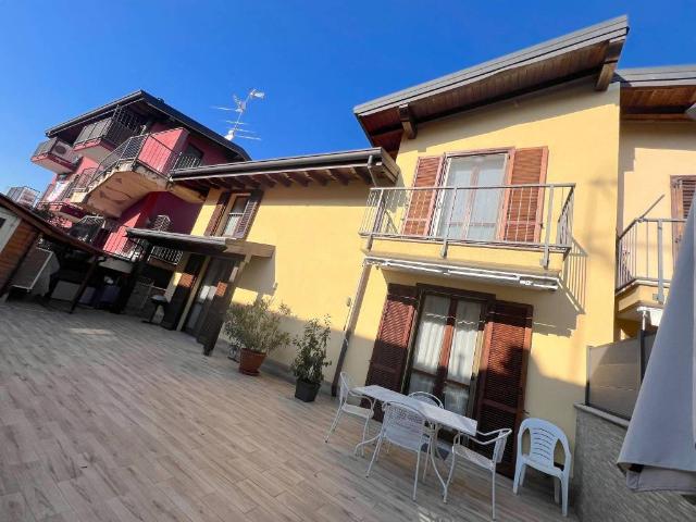 Villa Indipendente in vendita a Fino Mornasco, Lombardia