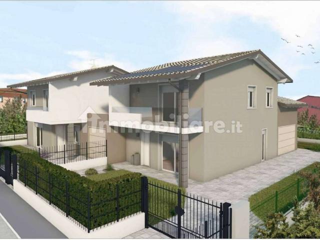 Villa Indipendente in vendita a Fino Mornasco, Como