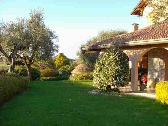 Villa Indipendente in vendita a Fino Mornasco, Como